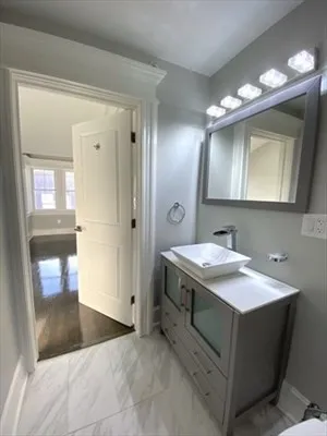 2 bed, 2.5 bath apartment for rent at 209 Green St Unit 2, Cambridgeport — photo 17 of 17