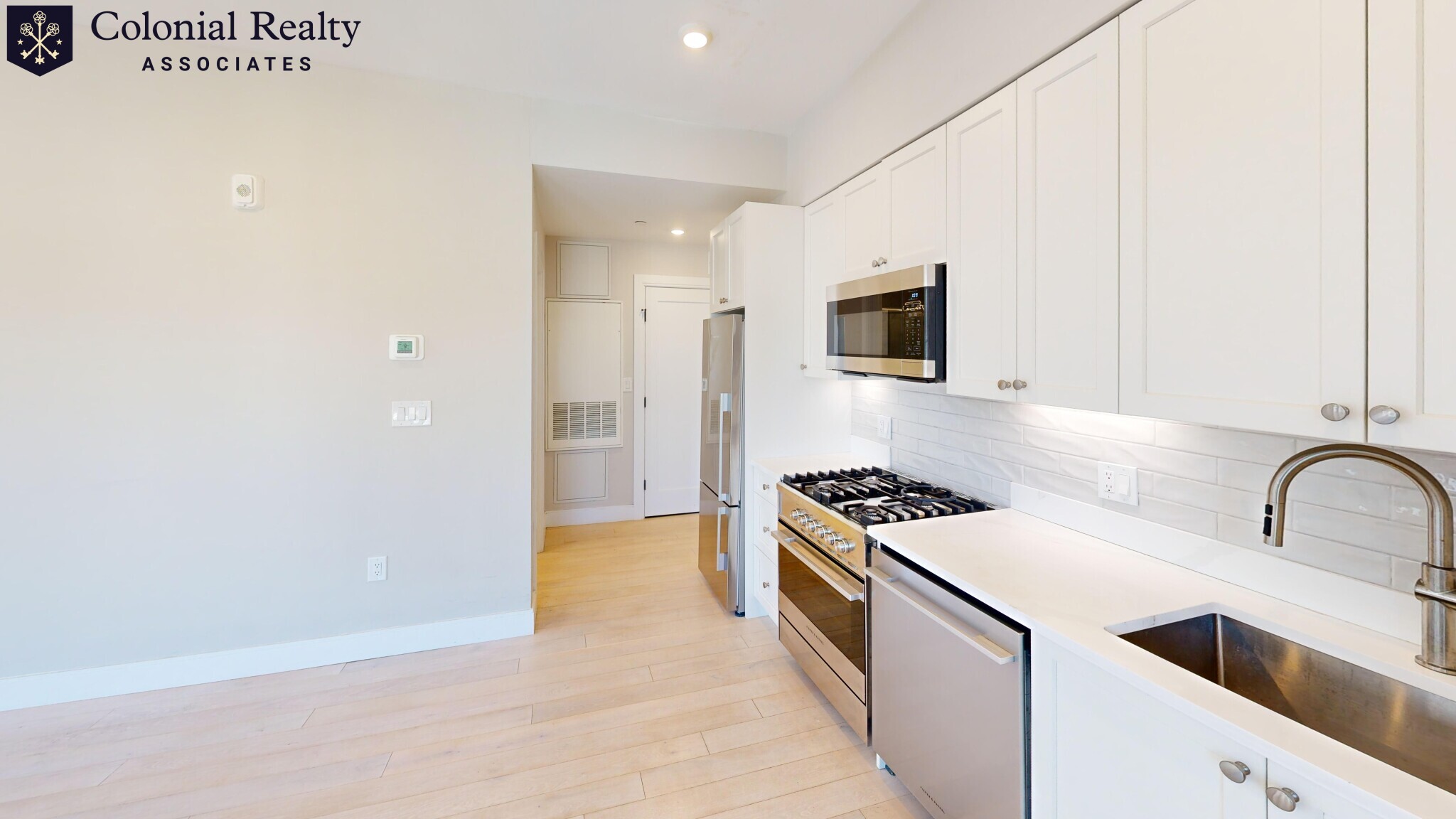 2 bed, 1 bath apartment for rent at 209 Green St Unit 213, Jamaica Plain — photo 4 of 10