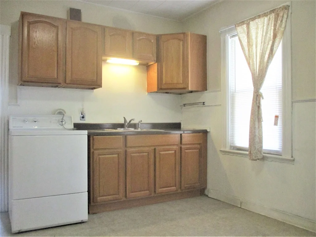2 bed, 1 bath apartment for rent at 209 Parsons St Unit 209, Brighton — photo 5 of 10