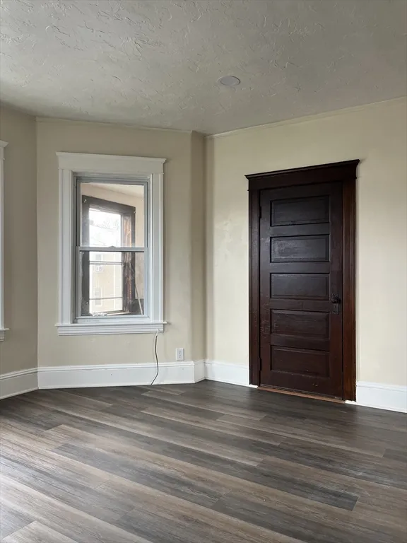 3 bed, 1 bath apartment for rent at 209 Pilgrim Ave Unit 3, Worcester — photo 20 of 21