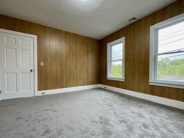 2 bed, 1 bath apartment for rent at 209 Sterling St Unit 2, Clinton — photo 18 of 30