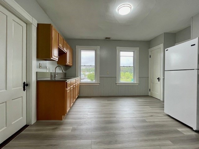 2 bed, 1 bath apartment for rent at 209 Sterling St Unit 2, Clinton — photo 11 of 30