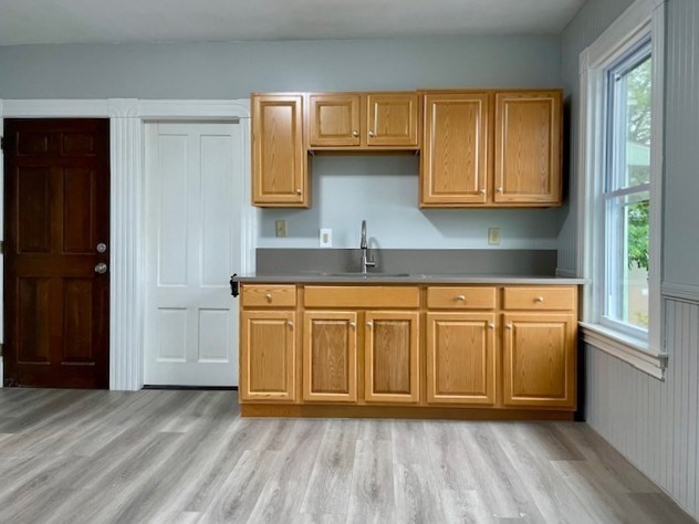 2 bed, 1 bath apartment for rent at 209 Sterling St Unit 2, Clinton — photo 9 of 30