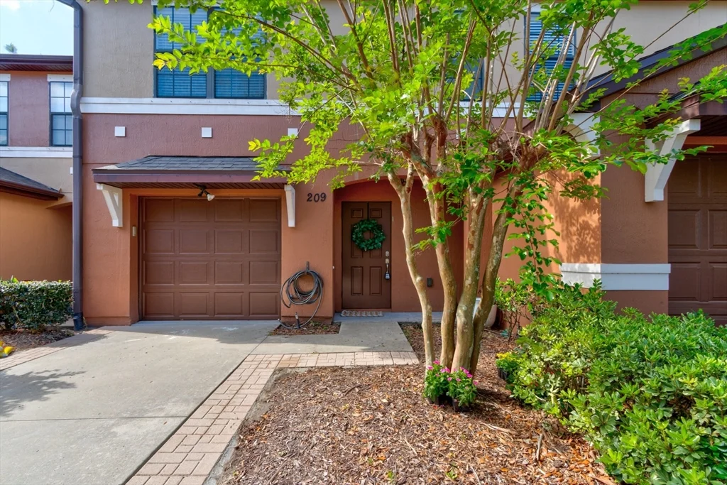 3 bed, 2 bath apartment for rent at 209 Tarracina Way Unit -, Daytona Beach — photo 3 of 27