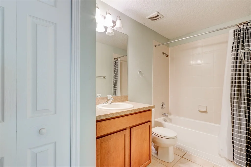 3 bed, 2 bath apartment for rent at 209 Tarracina Way Unit -, Daytona Beach — photo 16 of 27