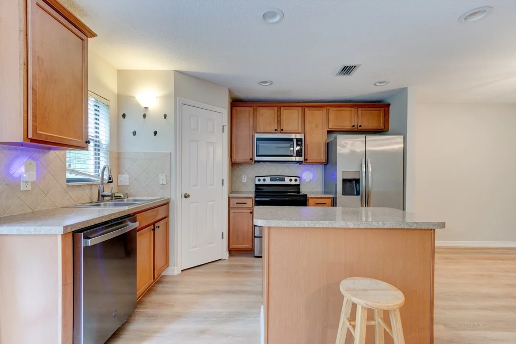 3 bed, 2 bath apartment for rent at 209 Tarracina Way Unit -, Daytona Beach — photo 7 of 27