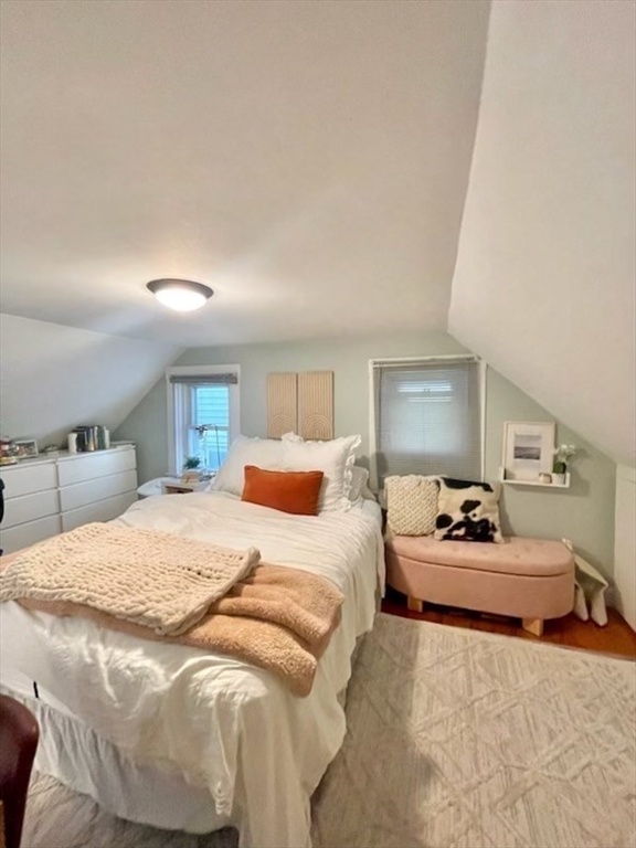 3 bed, 2 bath apartment for rent at 209 W 3rd St Unit 2, South Boston — photo 12 of 16