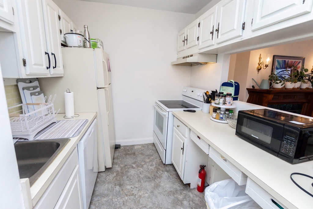 2 bed, 1 bath apartment for rent at 209 W Newton St Unit 3, South End — photo 11 of 23