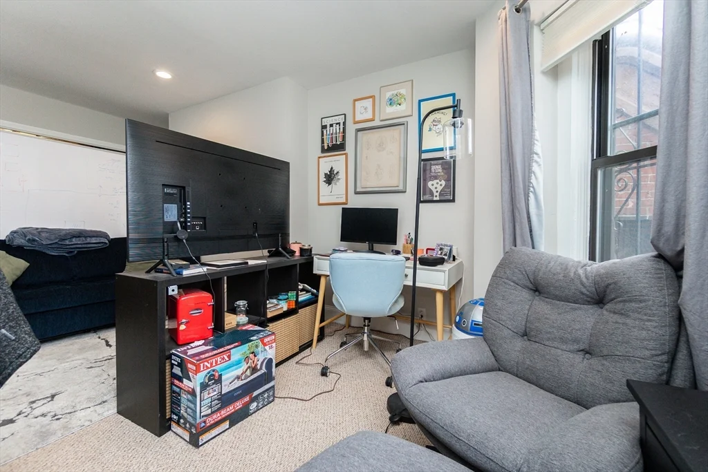 2 bed, 2 bath apartment for rent at 209 W Newton Unit 2, Back Bay — photo 18 of 26