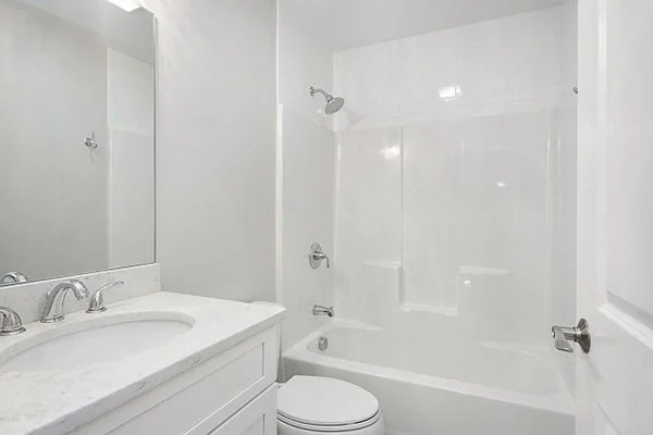 3 bed, 2 bath apartment for rent at 20A Hawthorne St Unit 20A, Roxbury — photo 5 of 10