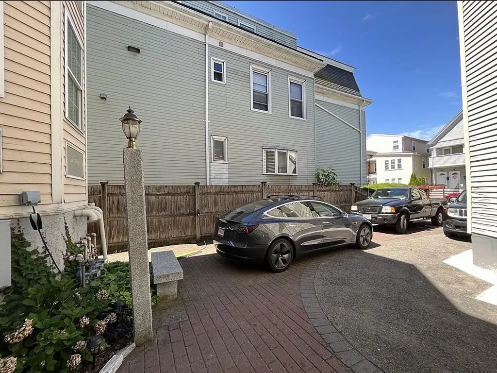 3 bed, 3 bath apartment for rent at 20R Cross St Unit 1, East Somerville — photo 30 of 34