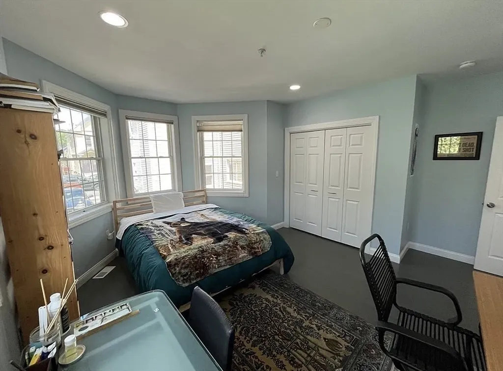 3 bed, 3 bath apartment for rent at 20R Cross St Unit 1, East Somerville — photo 7 of 34