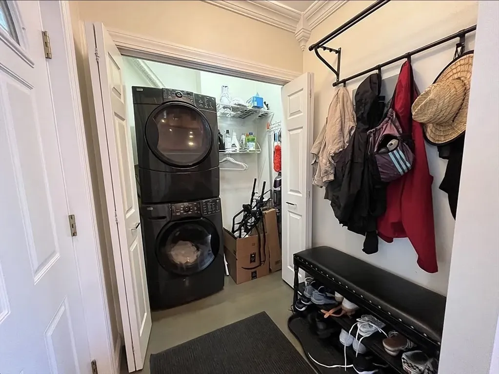 3 bed, 3 bath apartment for rent at 20R Cross St Unit 1, East Somerville — photo 27 of 34
