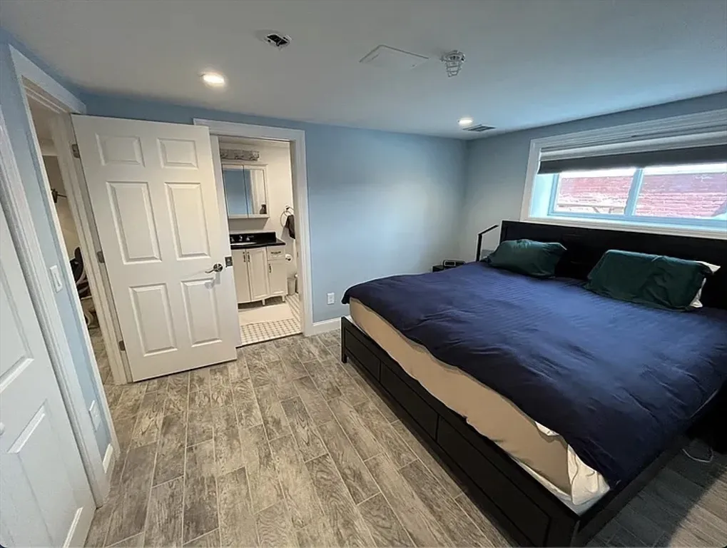3 bed, 3 bath apartment for rent at 20R Cross St Unit 1, East Somerville — photo 24 of 34