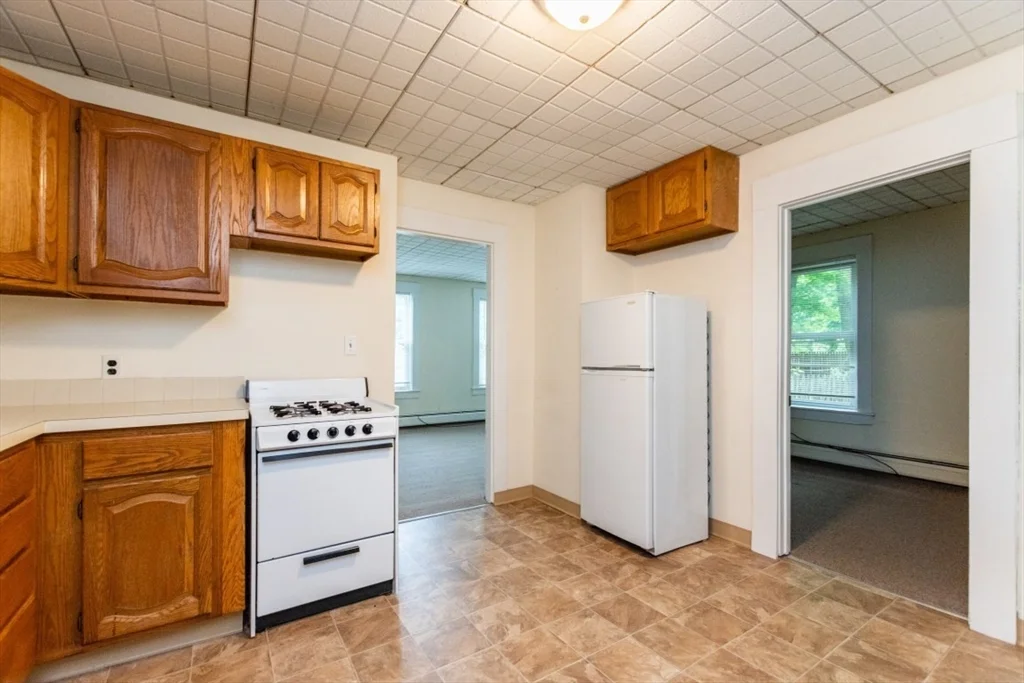 1 bed, 1 bath apartment for rent at 21-1 Spring St Unit 1, Stoneham — photo 9 of 37