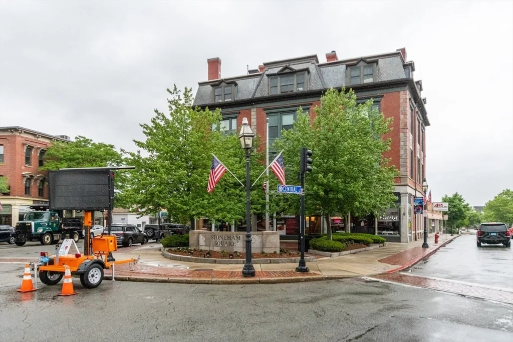 1 bed, 1 bath apartment for rent at 21-1 Spring St Unit 1, Stoneham — photo 34 of 37