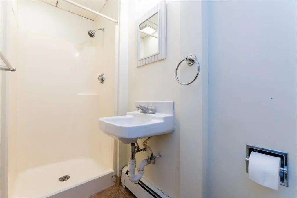 1 bed, 1 bath apartment for rent at 21-1 Spring St Unit 1, Stoneham — photo 15 of 37
