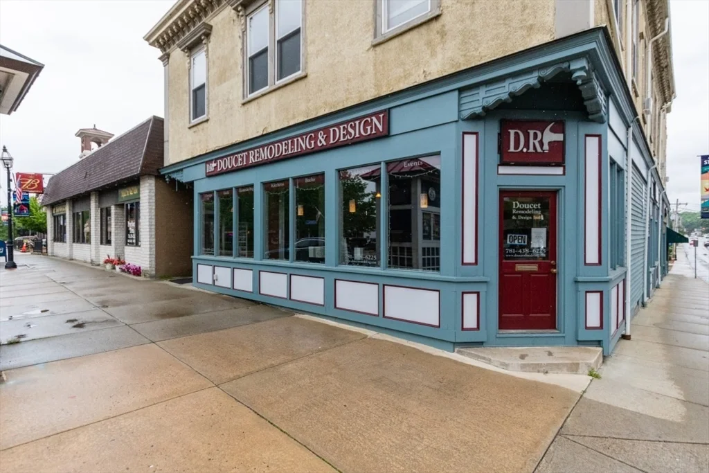 1 bed, 1 bath apartment for rent at 21-1 Spring St Unit 1, Stoneham — photo 32 of 37