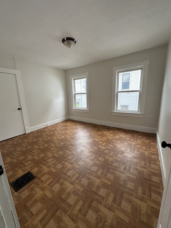 4 bed, 1 bath apartment for rent at 21 18th St Unit 21, Centralville — photo 16 of 26
