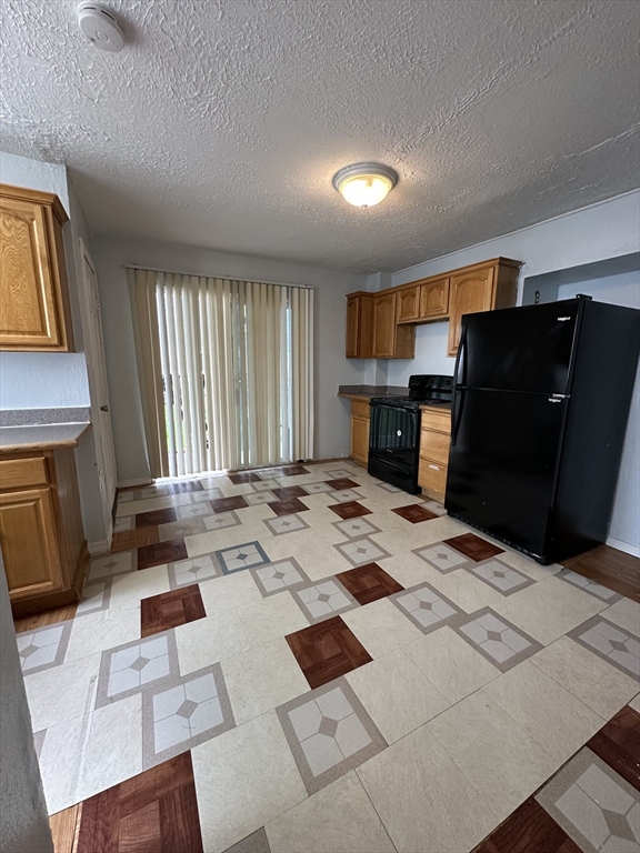 4 bed, 1 bath apartment for rent at 21 18th St Unit 21, Centralville — photo 9 of 26