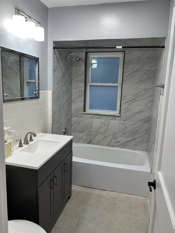 3 bed, 1 bath apartment for rent at 21-21a Carney St Unit 2, Medford — photo 6 of 6