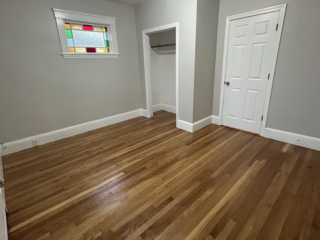 3 bed, 1 bath apartment for rent at 21-21a Carney St Unit 2, Medford — photo 6 of 9