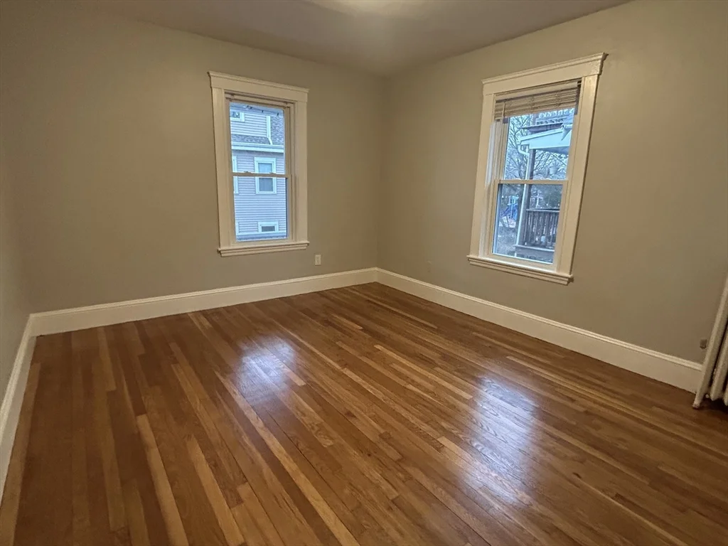 3 bed, 1 bath apartment for rent at 21-21a Carney St Unit 2, Medford — photo 8 of 9