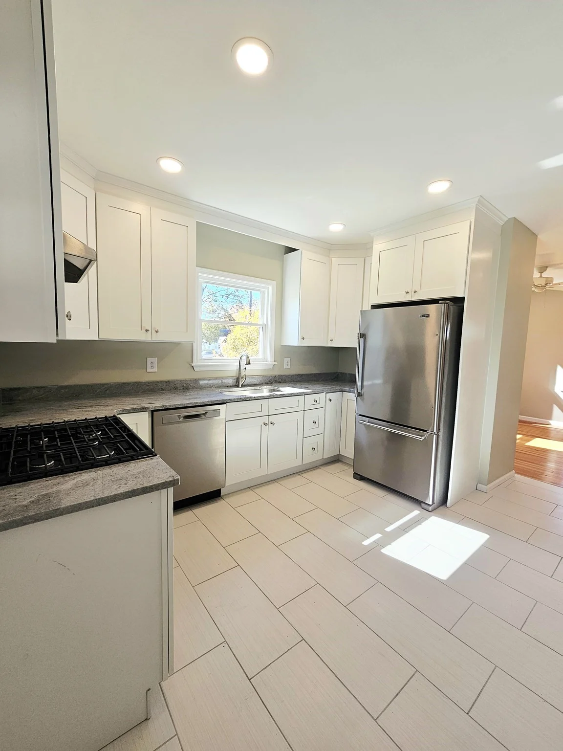 3 bed, 1 bath apartment for rent at 21-23 Arthur St Unit 21, Methuen — photo 7 of 22