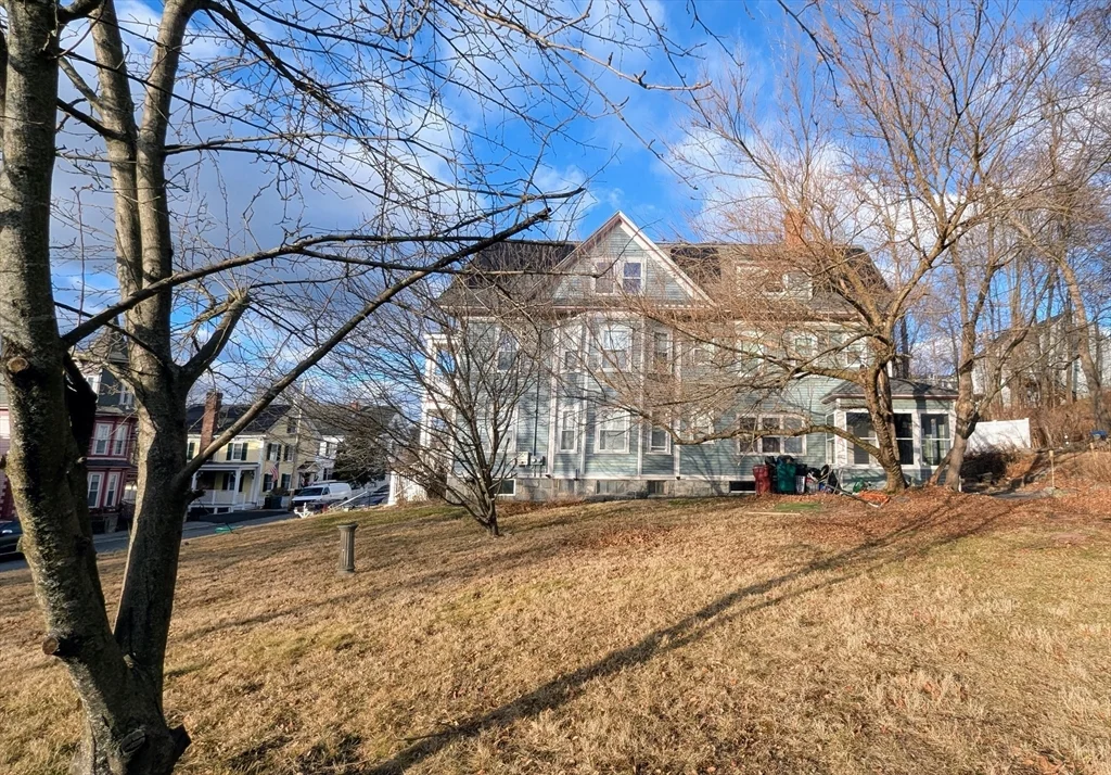 4 bed, 1 bath apartment for rent at 21-23 Fremont St Unit 21, Centralville — photo 11 of 11