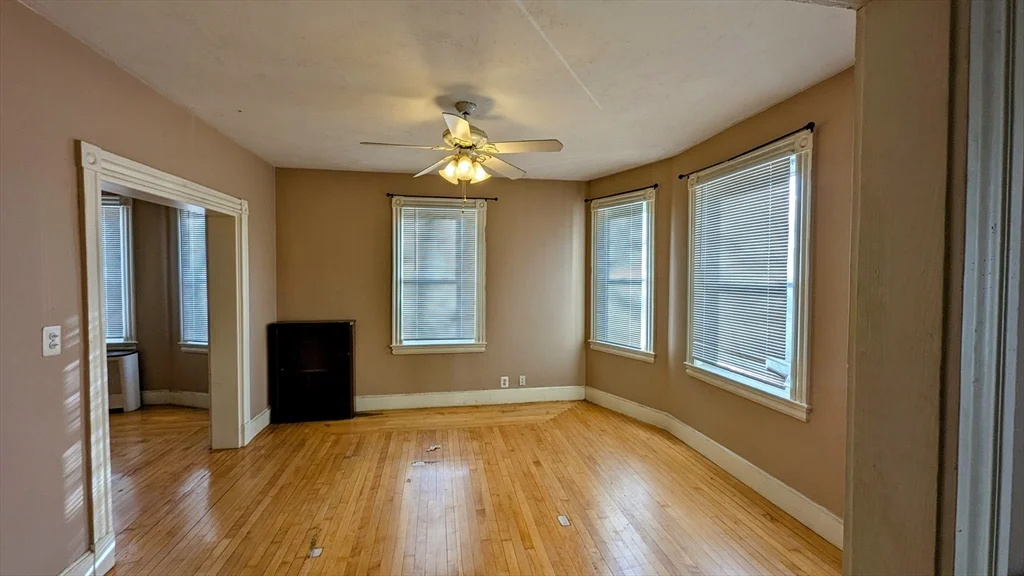 4 bed, 1 bath apartment for rent at 21-23 Fremont St Unit 21, Centralville — photo 2 of 11