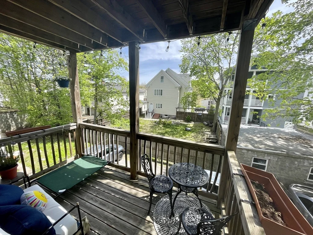 2 bed, 1 bath apartment for rent at 21-23 Marion Rd Unit 2, Belmont — photo 2 of 17