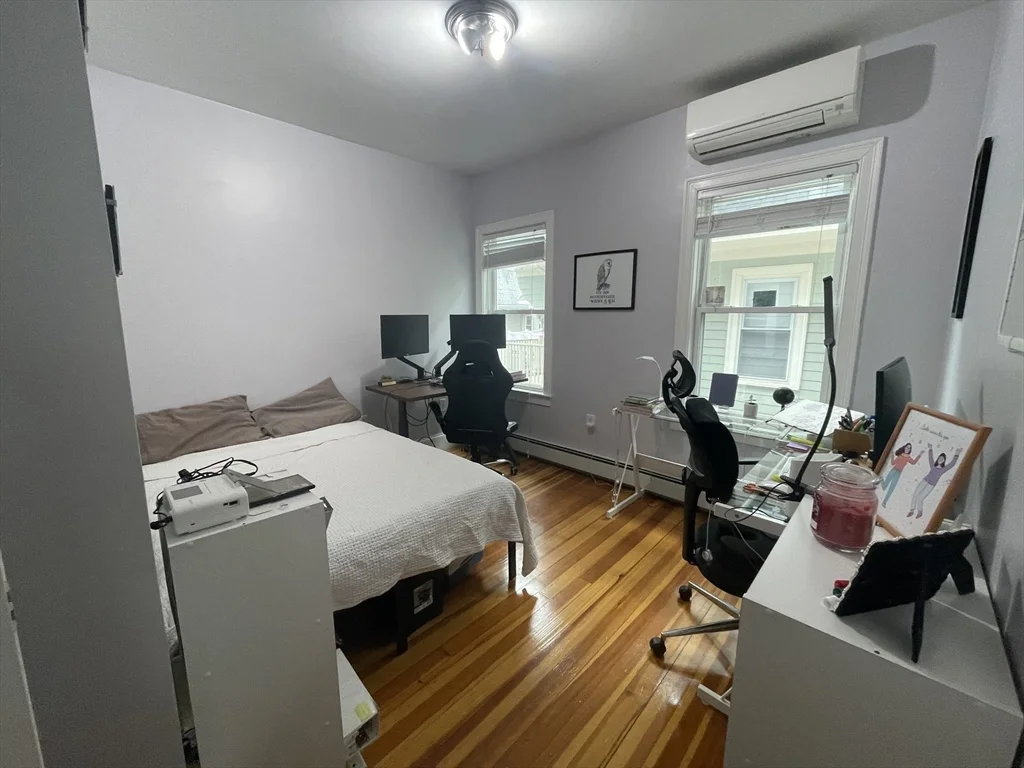 2 bed, 1 bath apartment for rent at 21-23 Marion Rd Unit 2, Belmont — photo 14 of 17