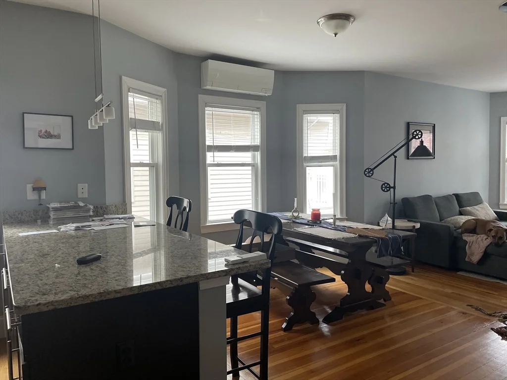 2 bed, 1 bath apartment for rent at 21-23 Marion Rd Unit 2, Belmont — photo 6 of 17