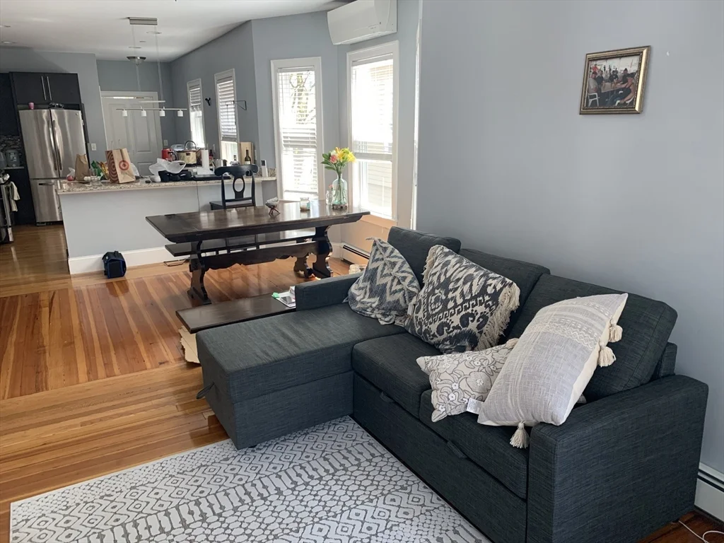 2 bed, 1 bath apartment for rent at 21-23 Marion Rd Unit 2, Belmont — photo 1 of 17
