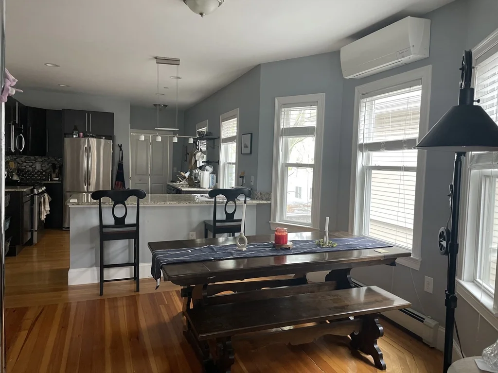 2 bed, 1 bath apartment for rent at 21-23 Marion Rd Unit 2, Belmont — photo 5 of 17