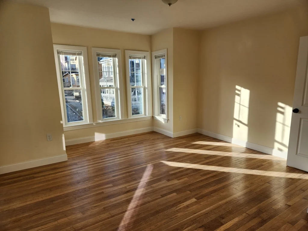 3 bed, 1 bath apartment for rent at 21-23 Pacific St Unit 2, Fitchburg — photo 7 of 8