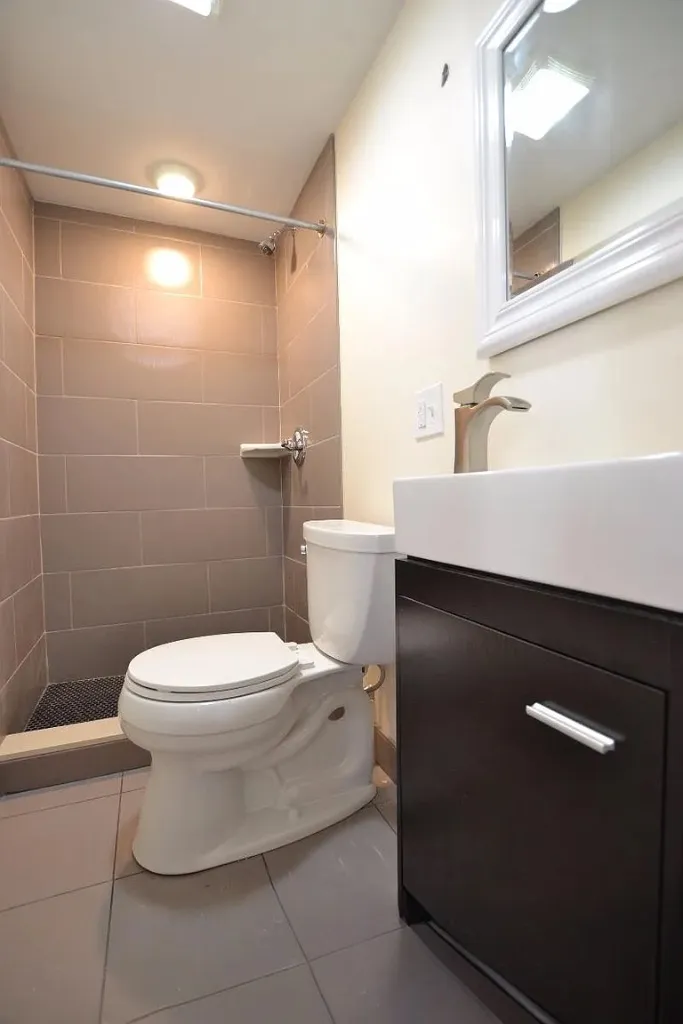 4 bed, 2 bath apartment for rent at 21-23 Weitz St Unit 1, Allston — photo 6 of 10