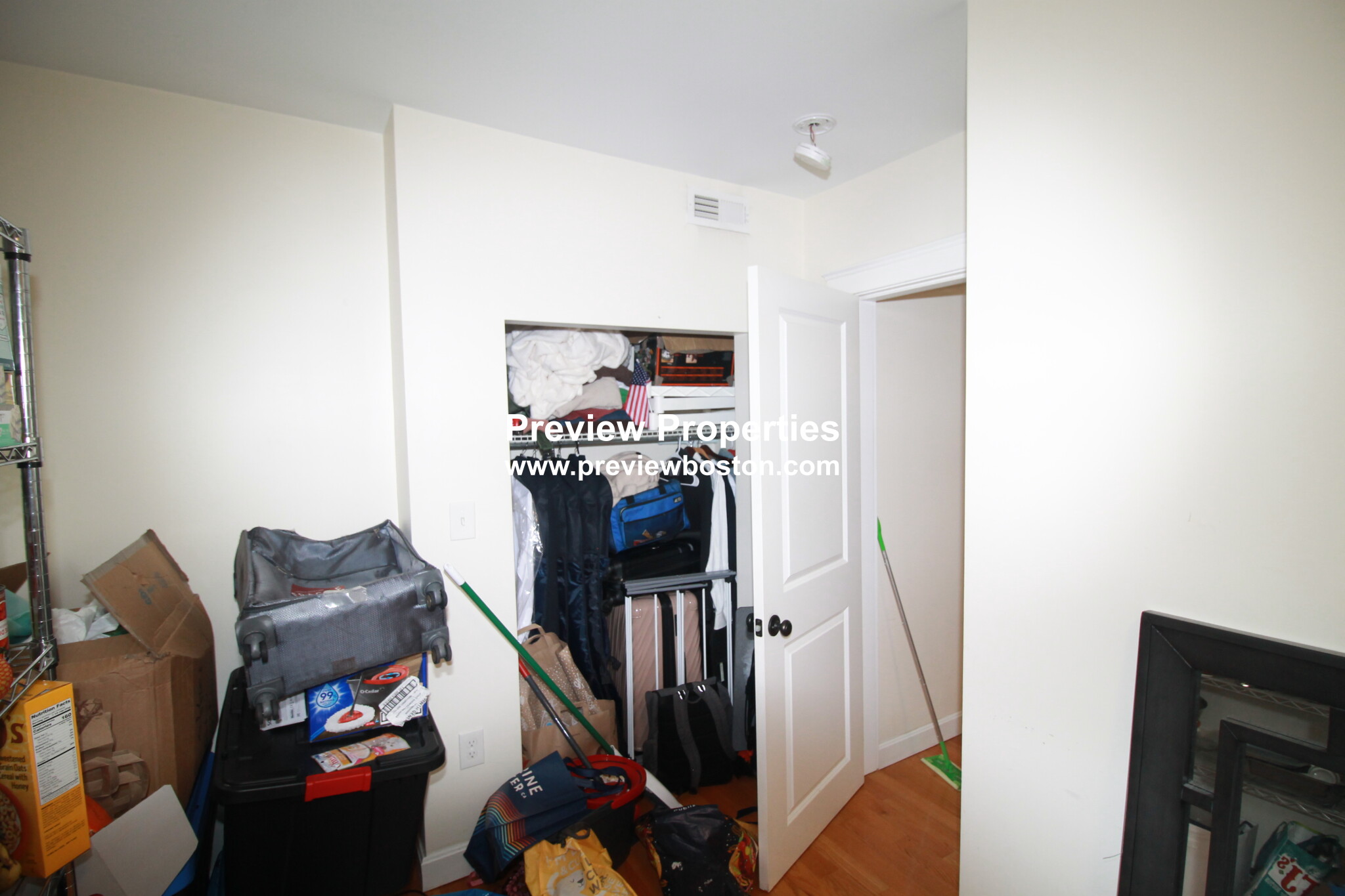 4 bed, 2 bath apartment for rent at 21-23 Weitz St Unit 3P, Allston — photo 6 of 18