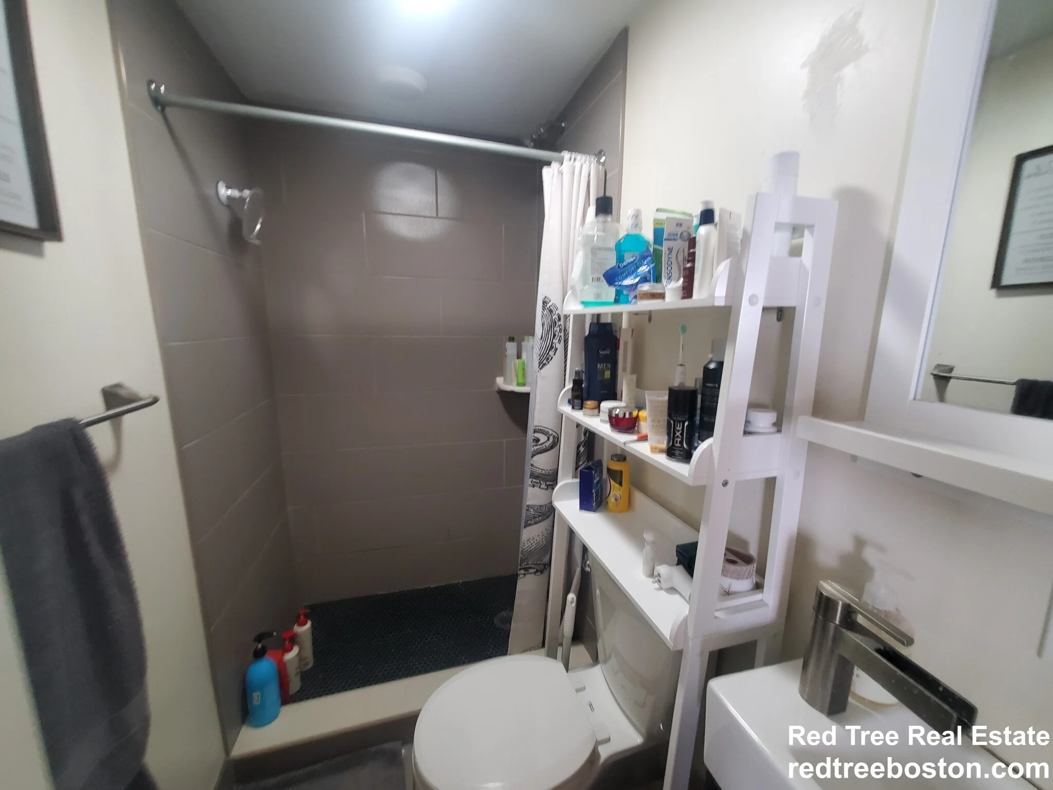 4 bed, 2 bath apartment for rent at 21 Allston St Unit 1, Allston — photo 15 of 17