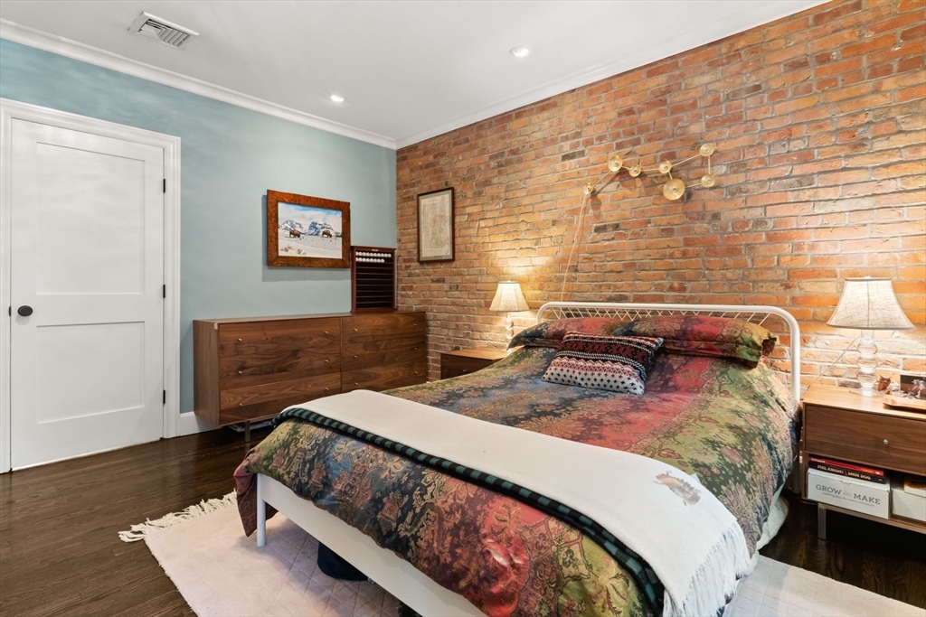 2 bed, 1 bath apartment for rent at 21 Appleton St Unit 2, South End — photo 9 of 23