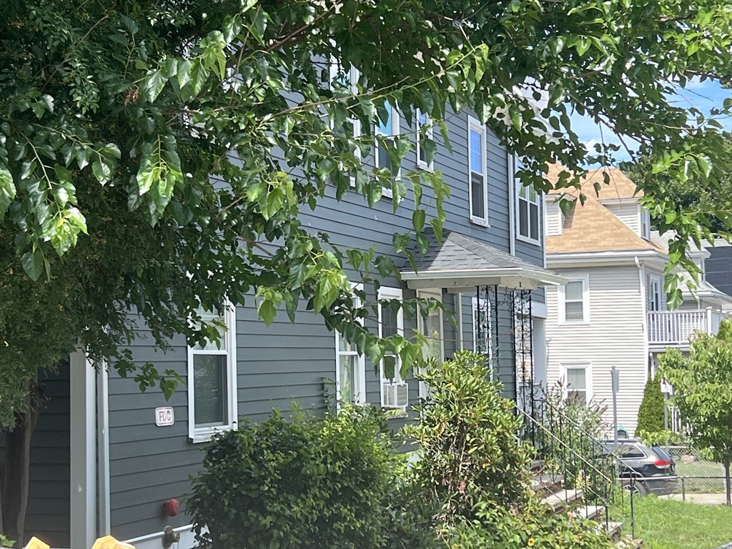 2 bed, 1 bath apartment for rent at 21 Ardent Unit 2, Roslindale — photo 1 of 9