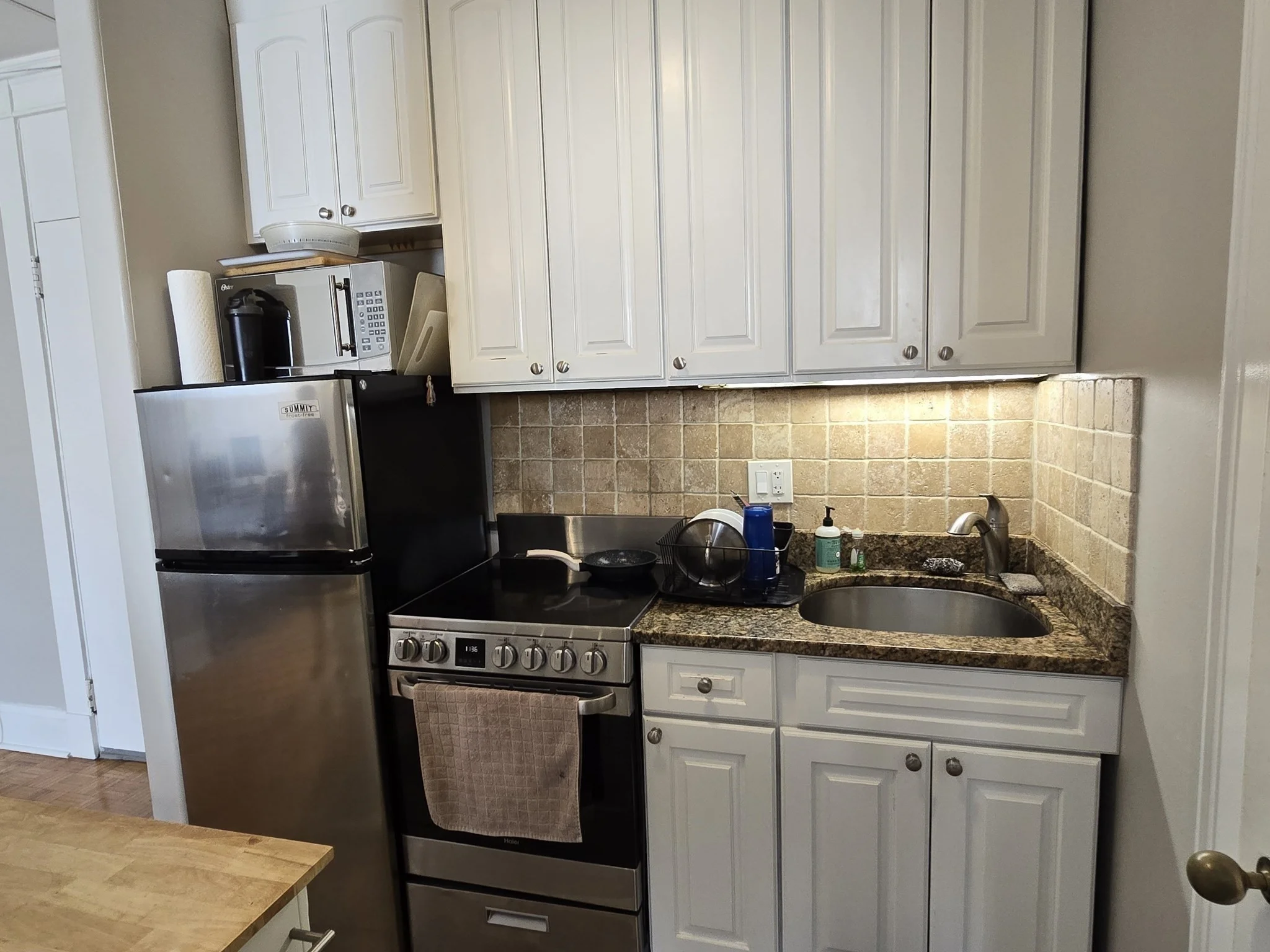 1 bed, 1 bath apartment for rent at 21 Beacon St Unit 10C, Beacon Hill — photo 2 of 19