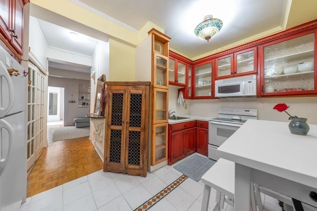 1 bed, 1 bath apartment for rent at 21 Beacon St Unit 2G, Beacon Hill — photo 9 of 13
