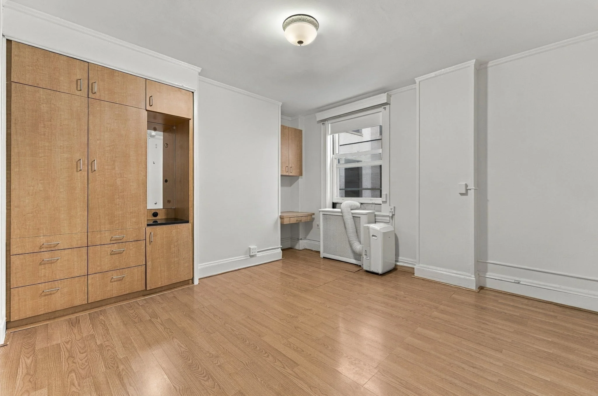 1 bed, 1 bath apartment for rent at 21 Beacon St Unit 3D, Boston Downtown — photo 3 of 10