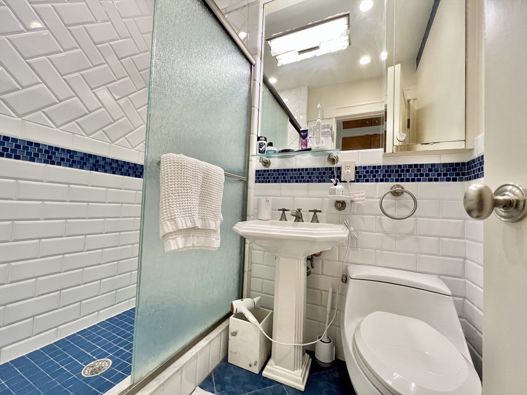1 bed, 1 bath apartment for rent at 21 Beacon St Unit 3I, Beacon Hill — photo 9 of 9