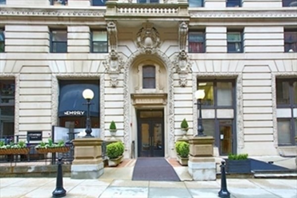 1 bed, 1 bath apartment for rent at 21 Beacon St Unit 4, Beacon Hill — photo 1 of 11