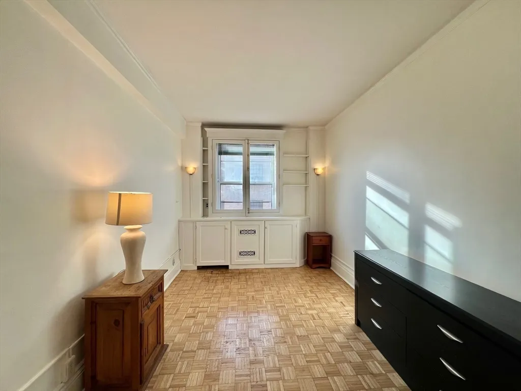 1 bed, 1 bath apartment for rent at 21 Beacon St Unit 6T, Boston Downtown — photo 11 of 28
