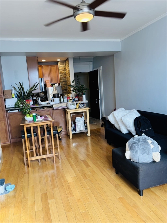 1 bed, 1 bath apartment for rent at 21 Beacon St Unit 8T, Boston — photo 5 of 16