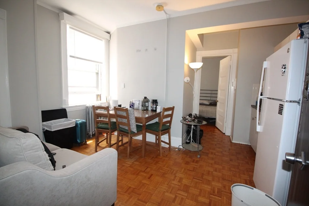 1 bed, 1 bath apartment for rent at 21 Beacon St Unit 9L, Boston Downtown — photo 3 of 11