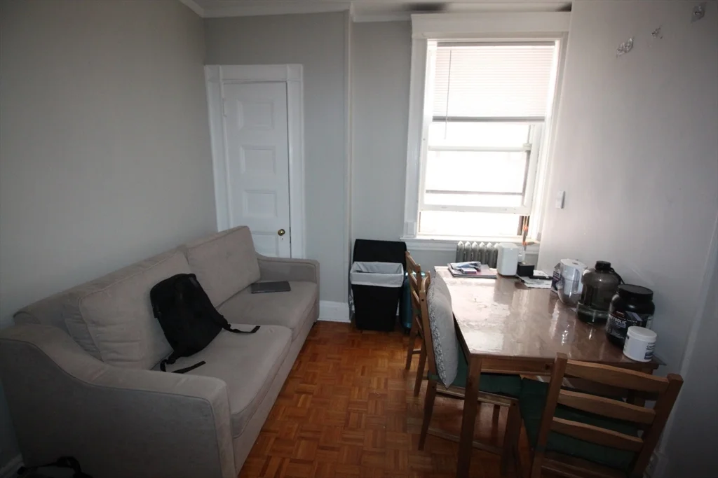 1 bed, 1 bath apartment for rent at 21 Beacon St Unit 9L, Boston Downtown — photo 4 of 11